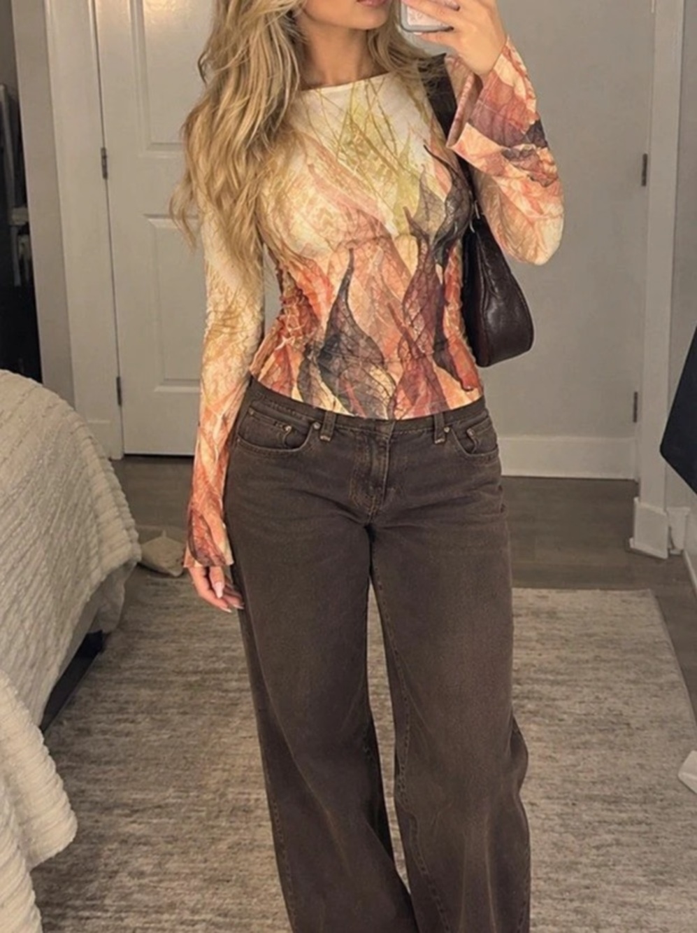 Fall leaf Abstract Long Sleeve Top in Multicolor Like New vintage